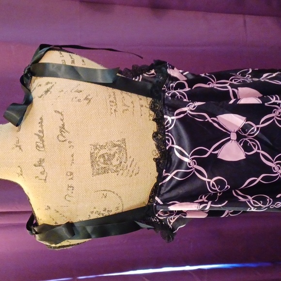 NWT DOLLSKILL 2x Widow black/pink black ribbon straps mini dress - Picture 4 of 15